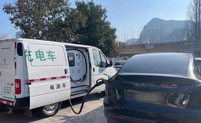 资兴汽车搭电